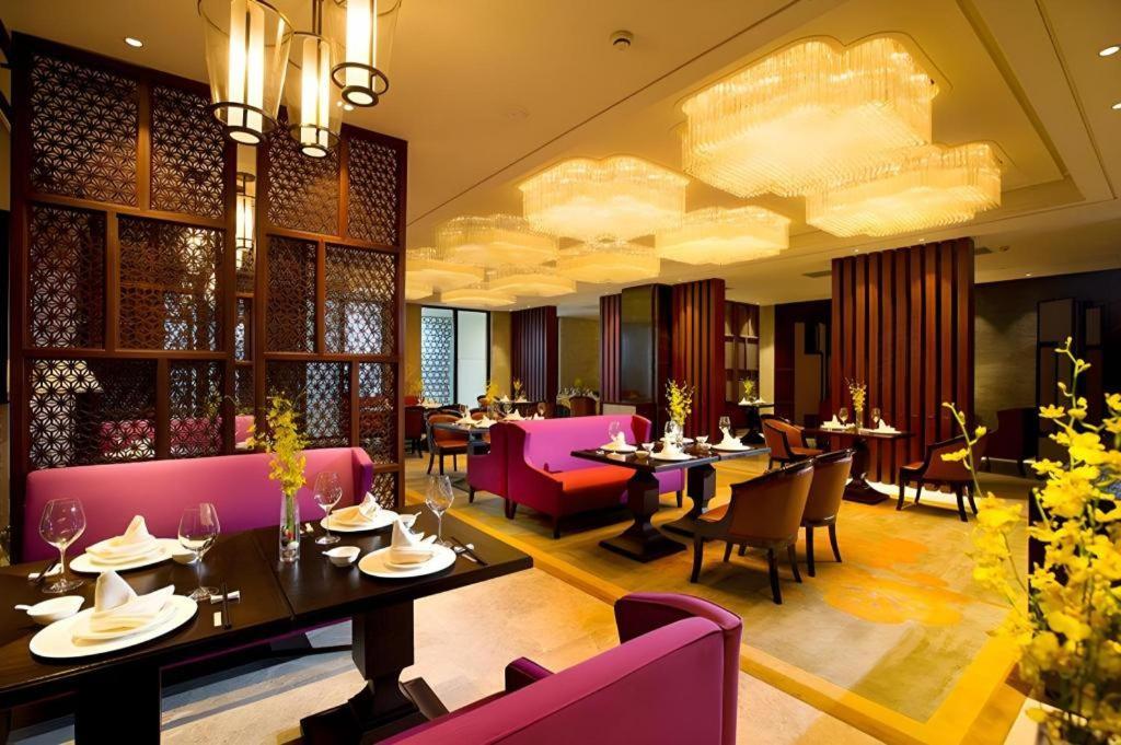 นิวเซ็นจูรี่ หางโจว แกรนด์ โฮเต็ล Hotel ภายนอก รูปภาพ